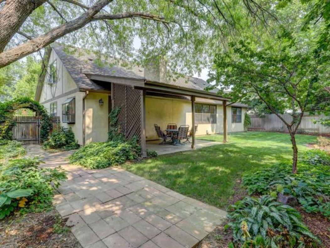 Experience Nirvana With Artwork Collections From Around The Globe Located In Lakewood Neighborhood In Se Boise Next To A Park, Minutes From Bown Crossing And The Boise River, 10 Minutes To Downtown, 4 Beds, Sleeps 8, Pets Welcome In Large Fenced In Y Екстериор снимка