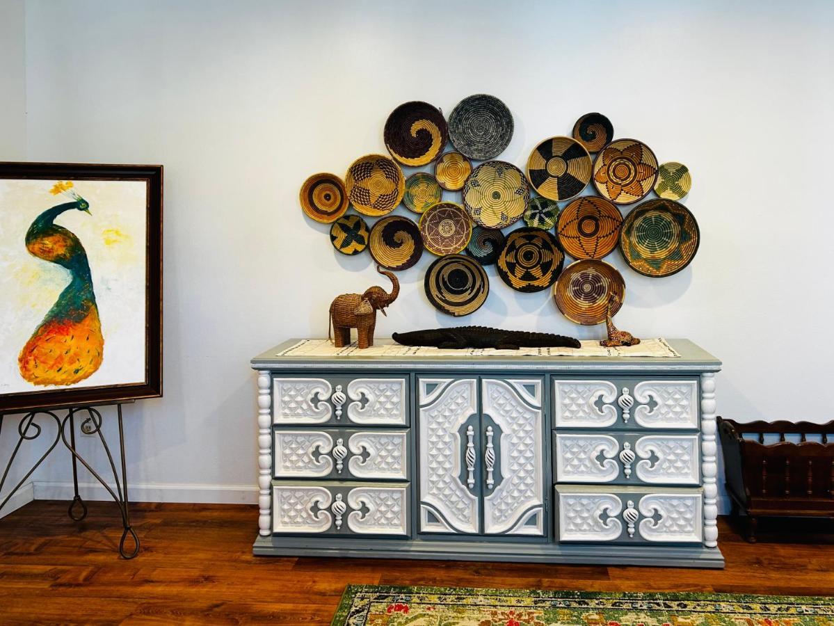 Experience Nirvana With Artwork Collections From Around The Globe Located In Lakewood Neighborhood In Se Boise Next To A Park, Minutes From Bown Crossing And The Boise River, 10 Minutes To Downtown, 4 Beds, Sleeps 8, Pets Welcome In Large Fenced In Y Екстериор снимка